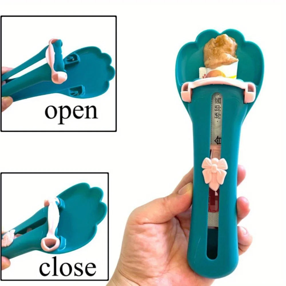 Cat Strip Squeezer Spoon Feeder Liquid Snack Spoon Food Feeding Pet Supplies Easy-to-clean Stick Spoon and Stick