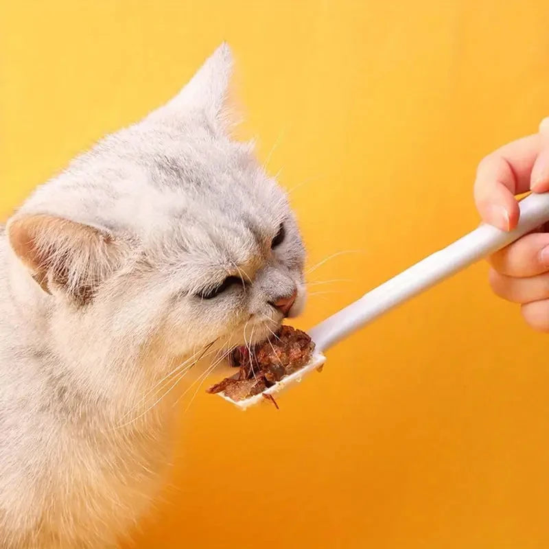 1Pcs/2Pcs Random Color Can Spoon, Silicone Cat Food Can Spoon - Easy-To-Clean Pet Food Spoon and Can Opener, Suitable for Wet Food and Dog Food Can Lids