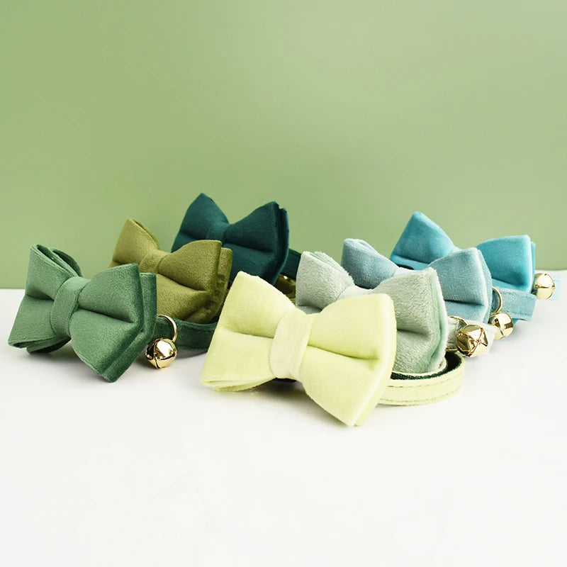 Title (SEO, ≤60 chars): Velvet Cat Collar With Bowknot And Breakaway Adjustable
