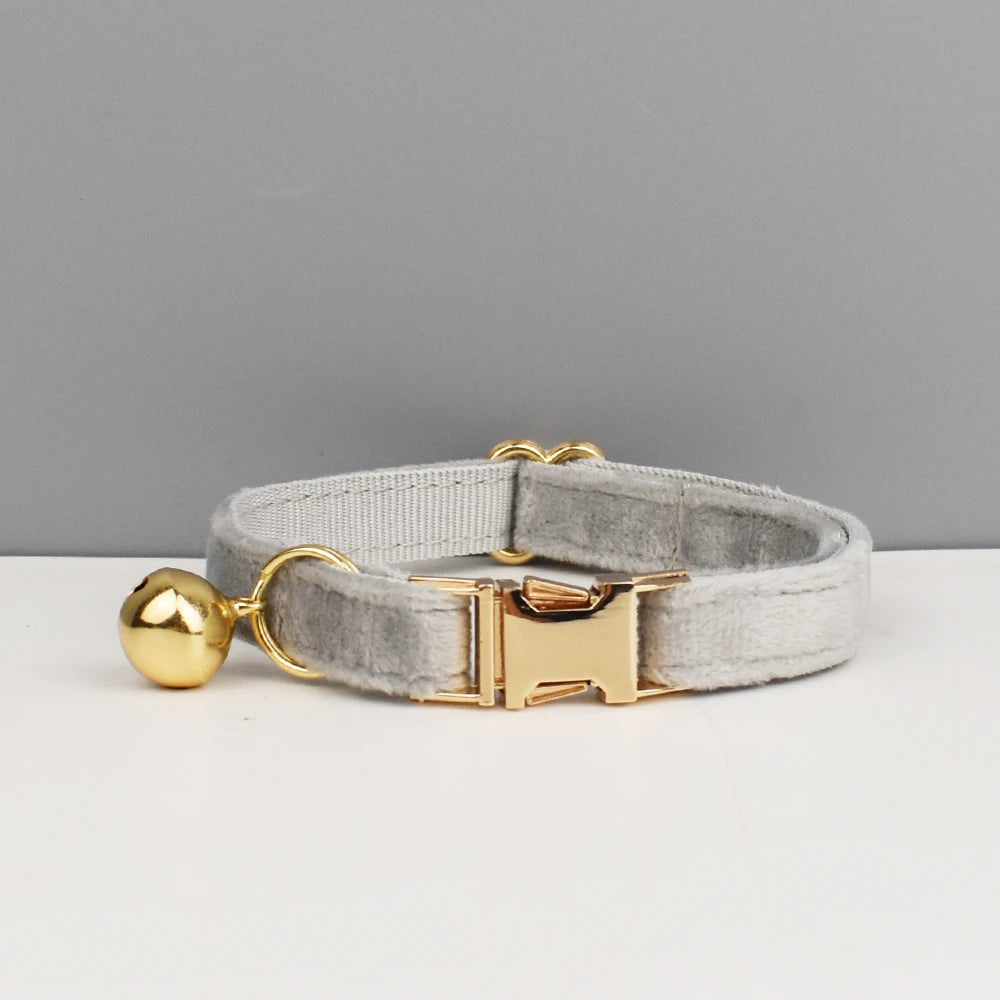 Title (SEO, ≤60 chars): Velvet Cat Collar With Bowknot And Breakaway Adjustable