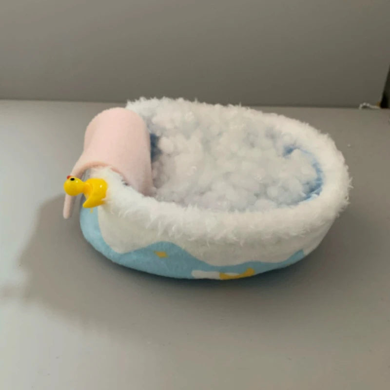 Hamster Warming Nest Suitable for Small Pets - Bathtub-Shaped Cozy Winter Shelter with Soft Bedding,Oval Habitat for Hamsters