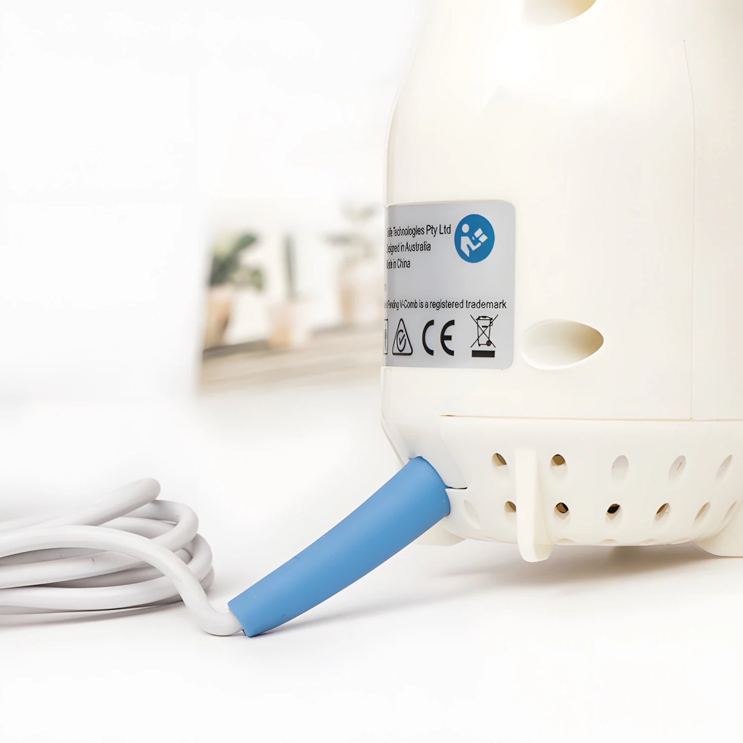 Electric Suction Flea Comb Efficient Cleaning Removing Lice Automatic Clean Comb with Dense Teeth For Dog/Cat Pet Grooming tool