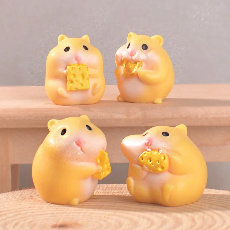 4PCS Mixed Cute Hamster Eating Food Resin Figurines Miniature Micro Landscape Garden Desktop Decor Craft Supplies