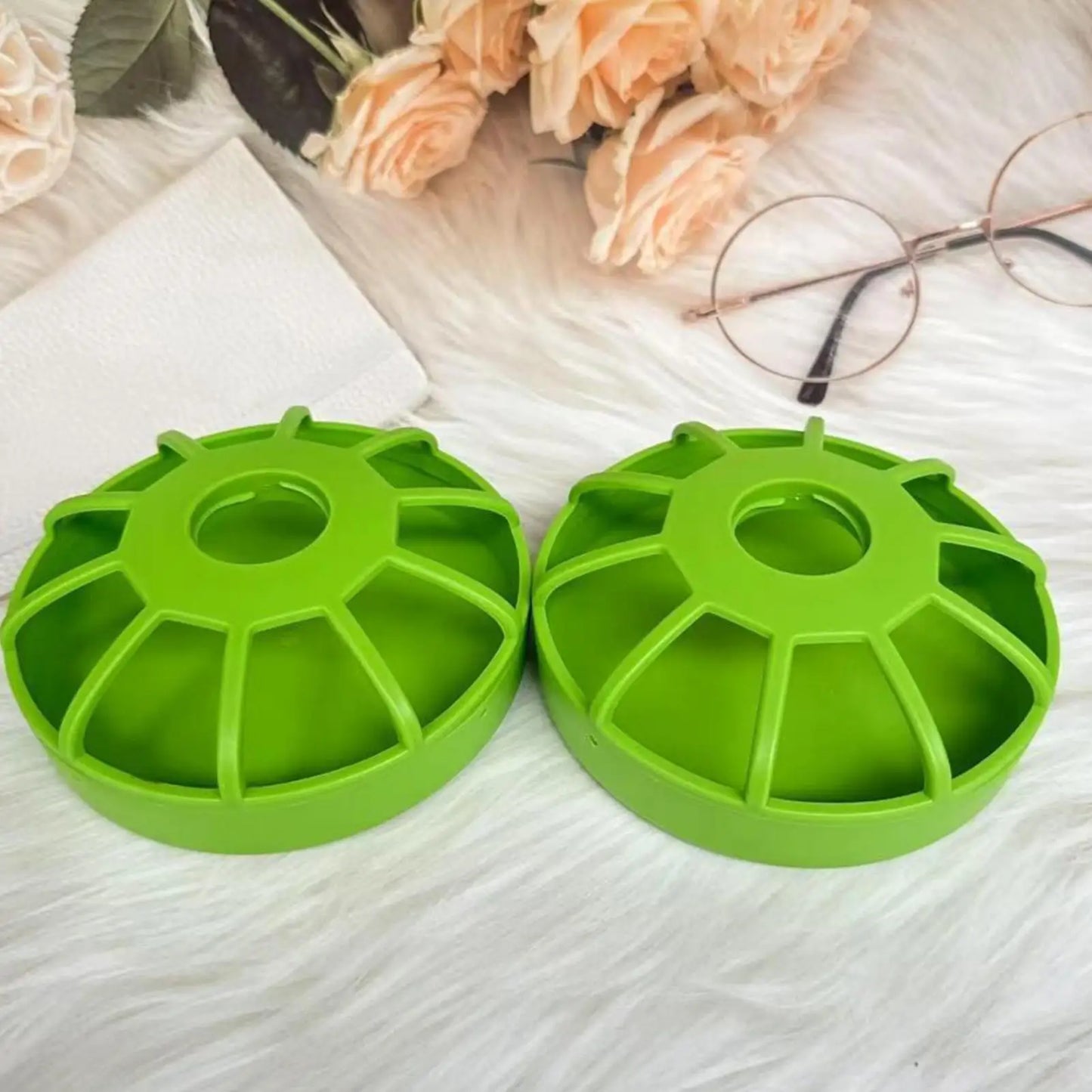 Poultry Feeder Round Spill Proof Non Slip Feeding Large Bird Feeder for Cage No Waste Easy Clean for Coop Yard Parrot Pigeon