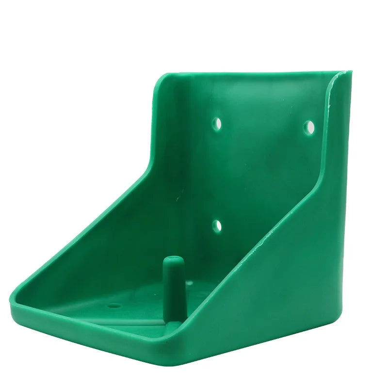 Wall-Mounted Cattle Sheep Licking Brick Box Salt Bricks Mineral Block Feeder Livestock Feeding Rack Plastic Feeding Box