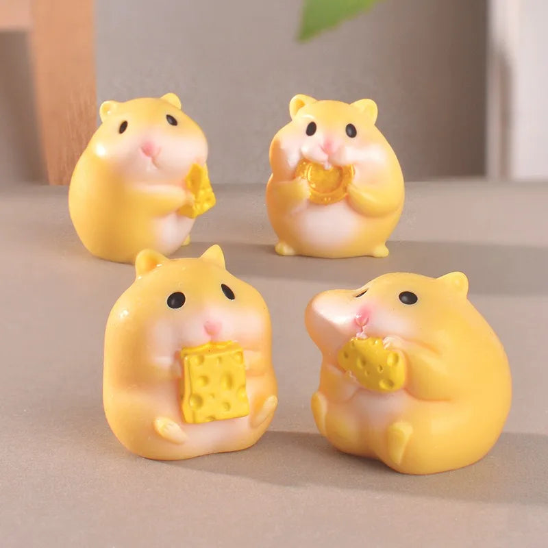 4PCS Mixed Cute Hamster Eating Food Resin Figurines Miniature Micro Landscape Garden Desktop Decor Craft Supplies