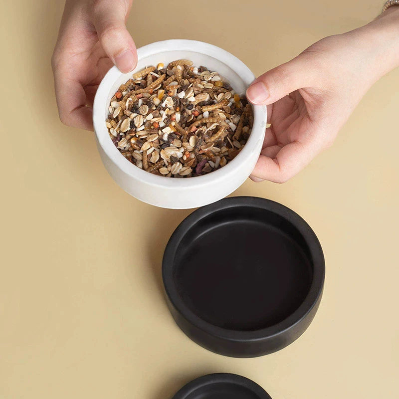 Reptile Food Bowl Anti-Escape Ceramic Feeder Dish Black White Reptile Water Bowl For Hermit Crab Gecko Chameleon Corn Snake